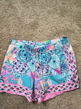 Lilly Pulitzer Turquoise Floral Elastic Waist Shorts with Pink Tag